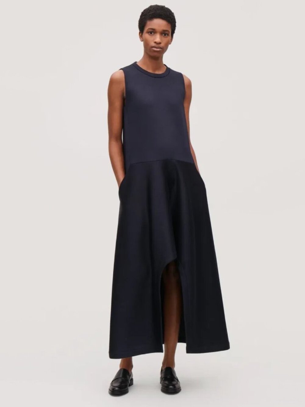 NWT COS Scuba Hi/Low Hem Dress in Navy, size Small - Picture 1 of 11